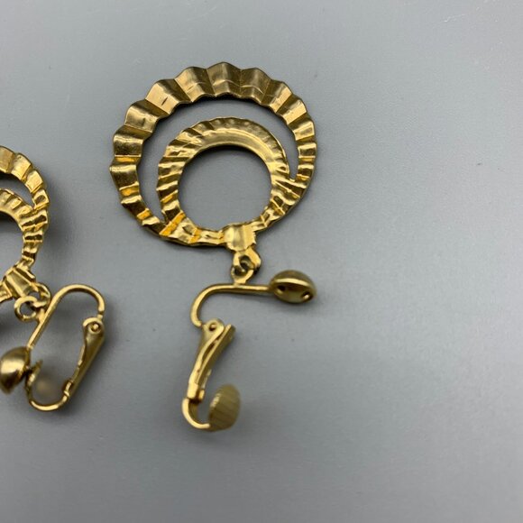 Gold-tone 1 1/4" Double Hoop Earrings with Clip Closure - Picture 7 of 7